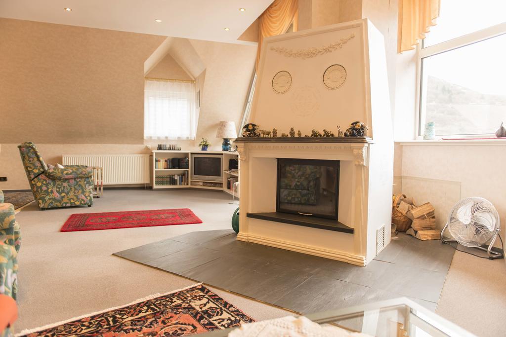 Ferienwohnung Burg Eltz Treis-Karden Ruang foto