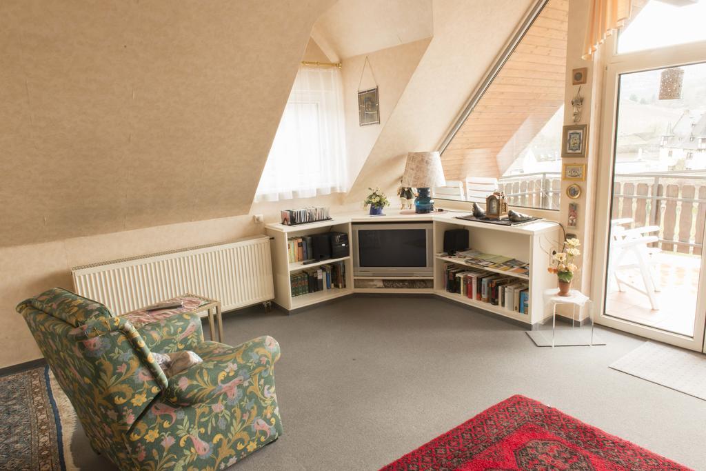 Ferienwohnung Burg Eltz Treis-Karden Ruang foto