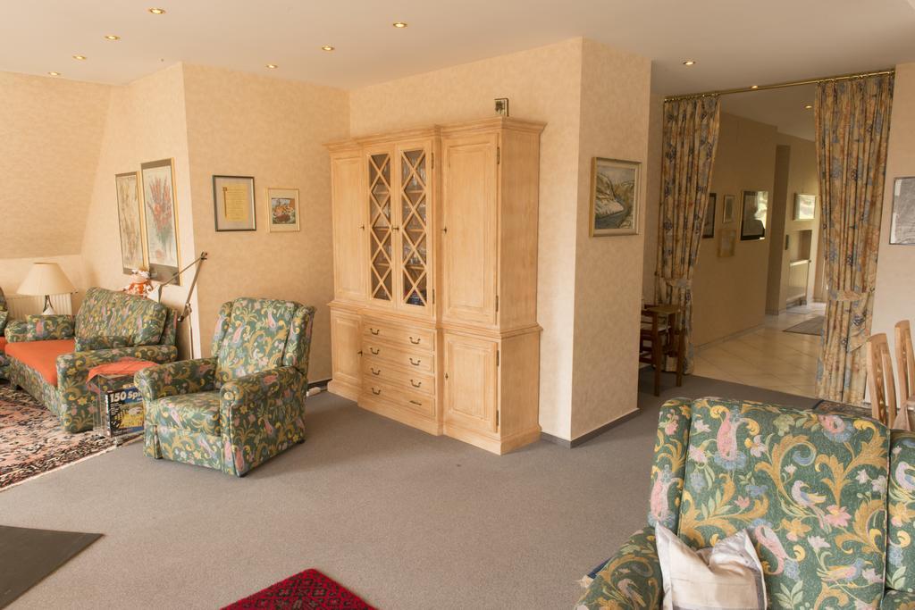 Ferienwohnung Burg Eltz Treis-Karden Ruang foto